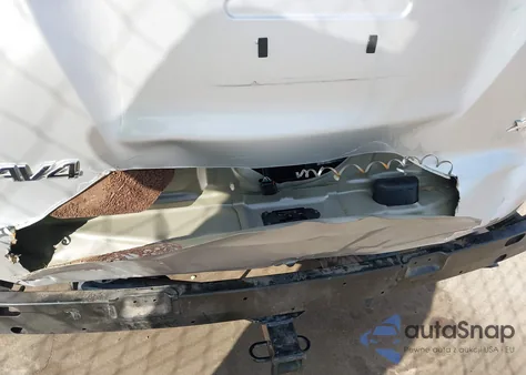 2013 Toyota Rav4 Xle z USA, uszkodzony, nr VIN 2T3WFREV9DW048423